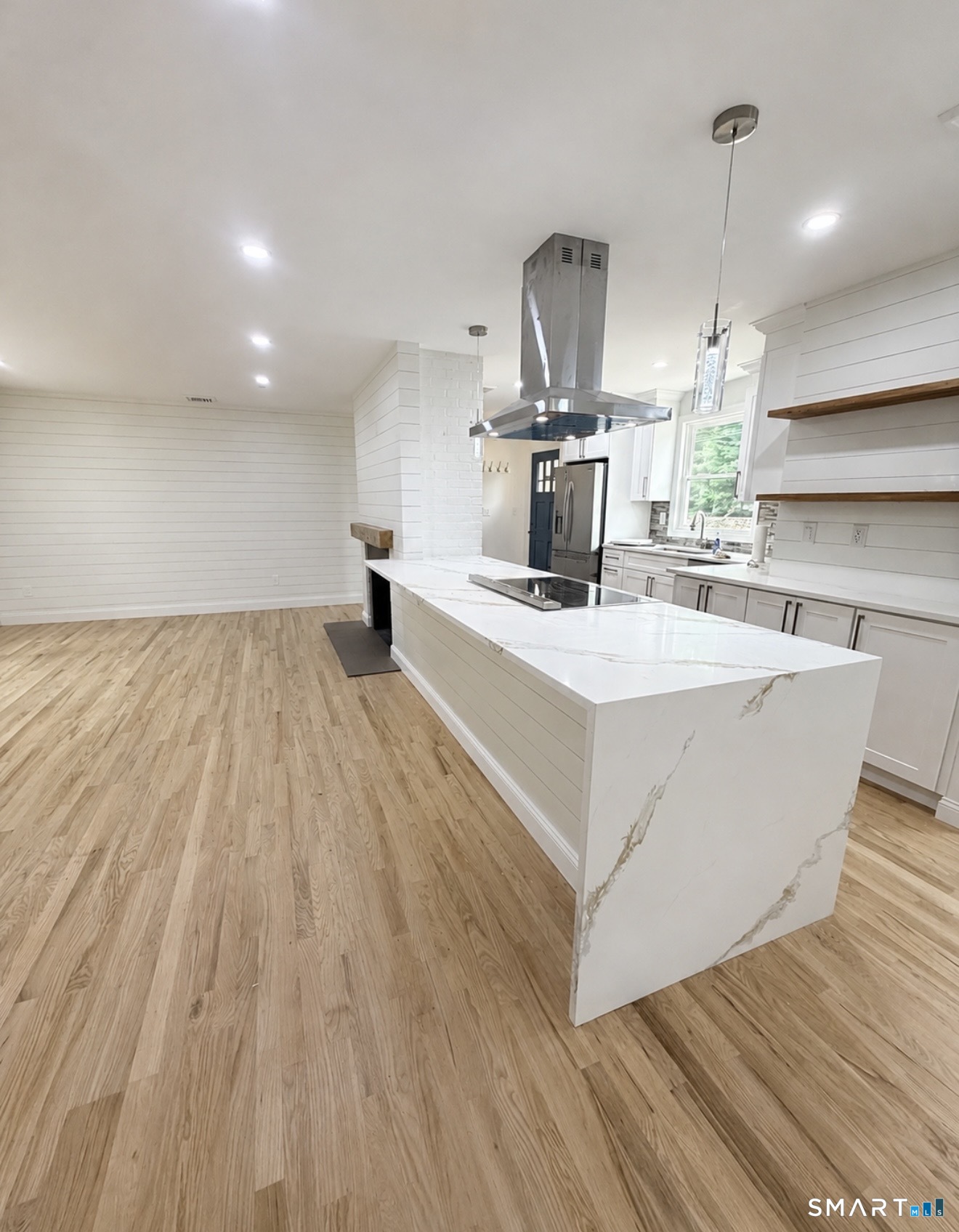 106 Glenwood Road Clinton CT 06413