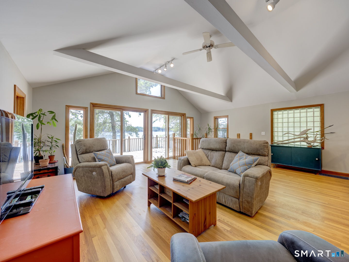 75 Bay Road East Hampton CT 06424