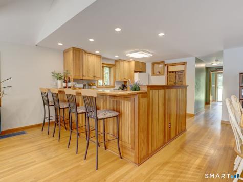 75 Bay Road East Hampton CT 06424
