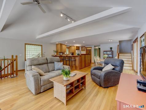 75 Bay Road East Hampton CT 06424