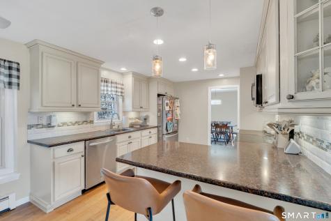 15 Cornfield Lane Madison CT 06443