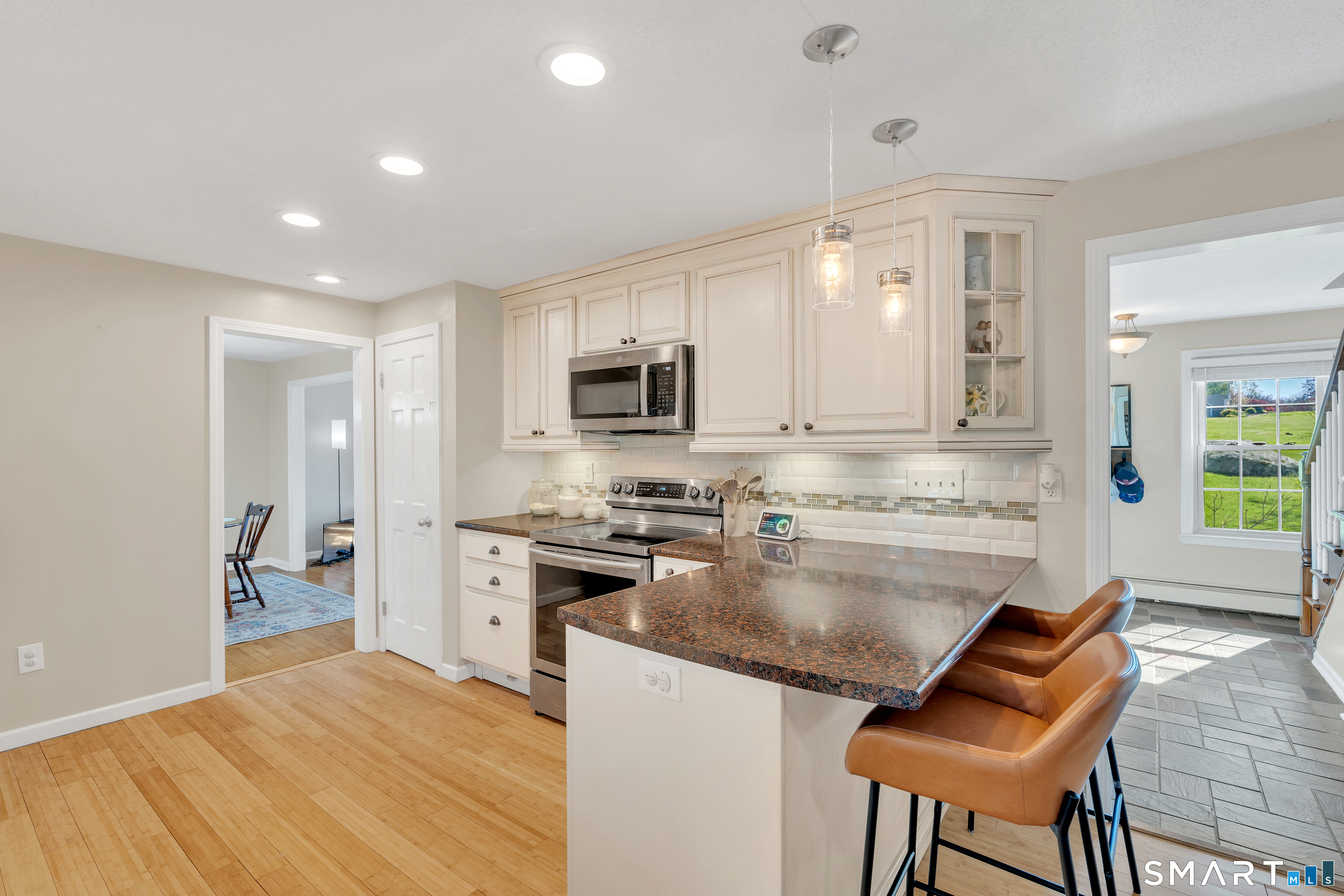 15 Cornfield Lane Madison CT 06443