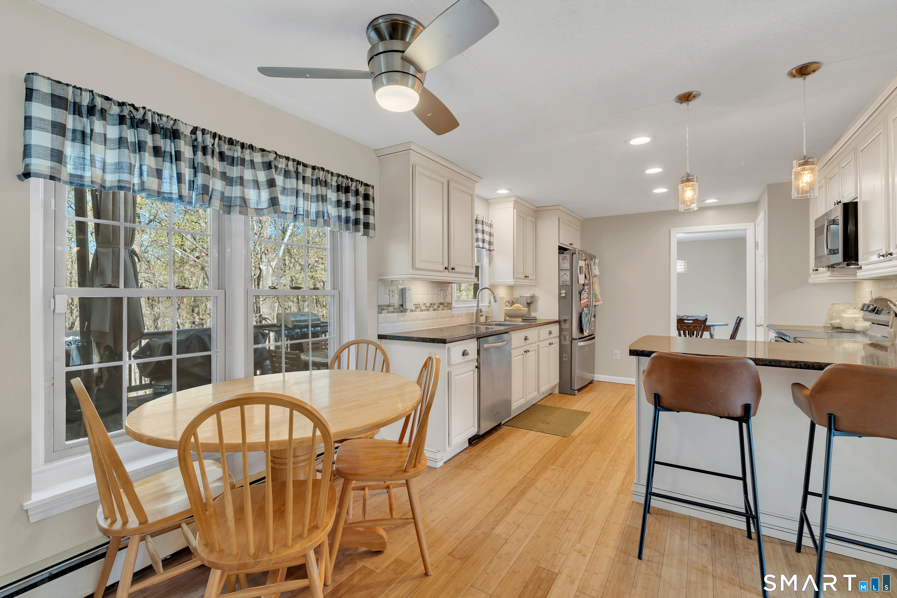 15 Cornfield Lane Madison CT 06443