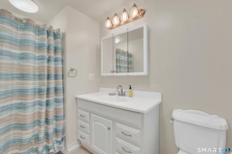 15 Cornfield Lane Madison CT 06443