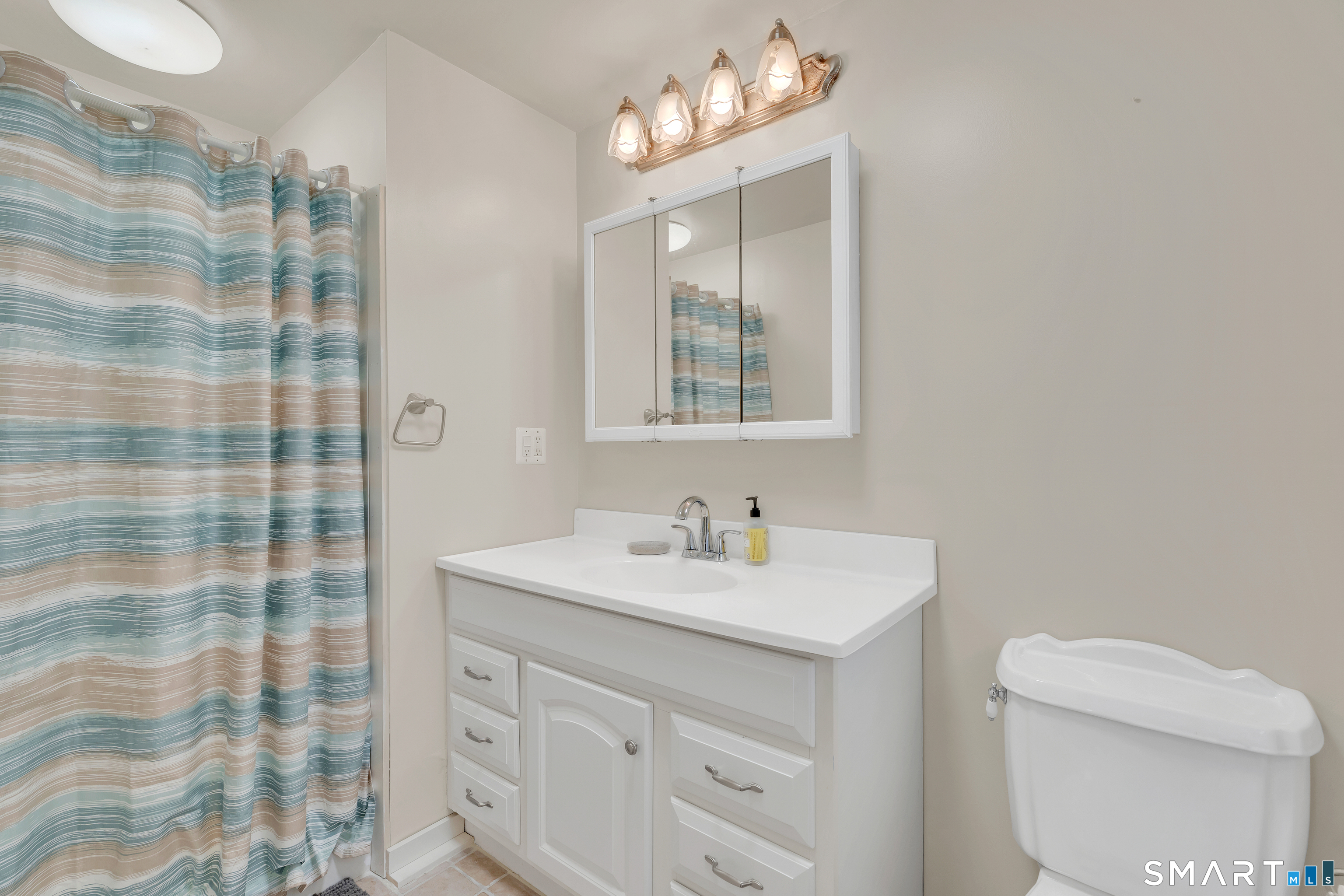 15 Cornfield Lane Madison CT 06443