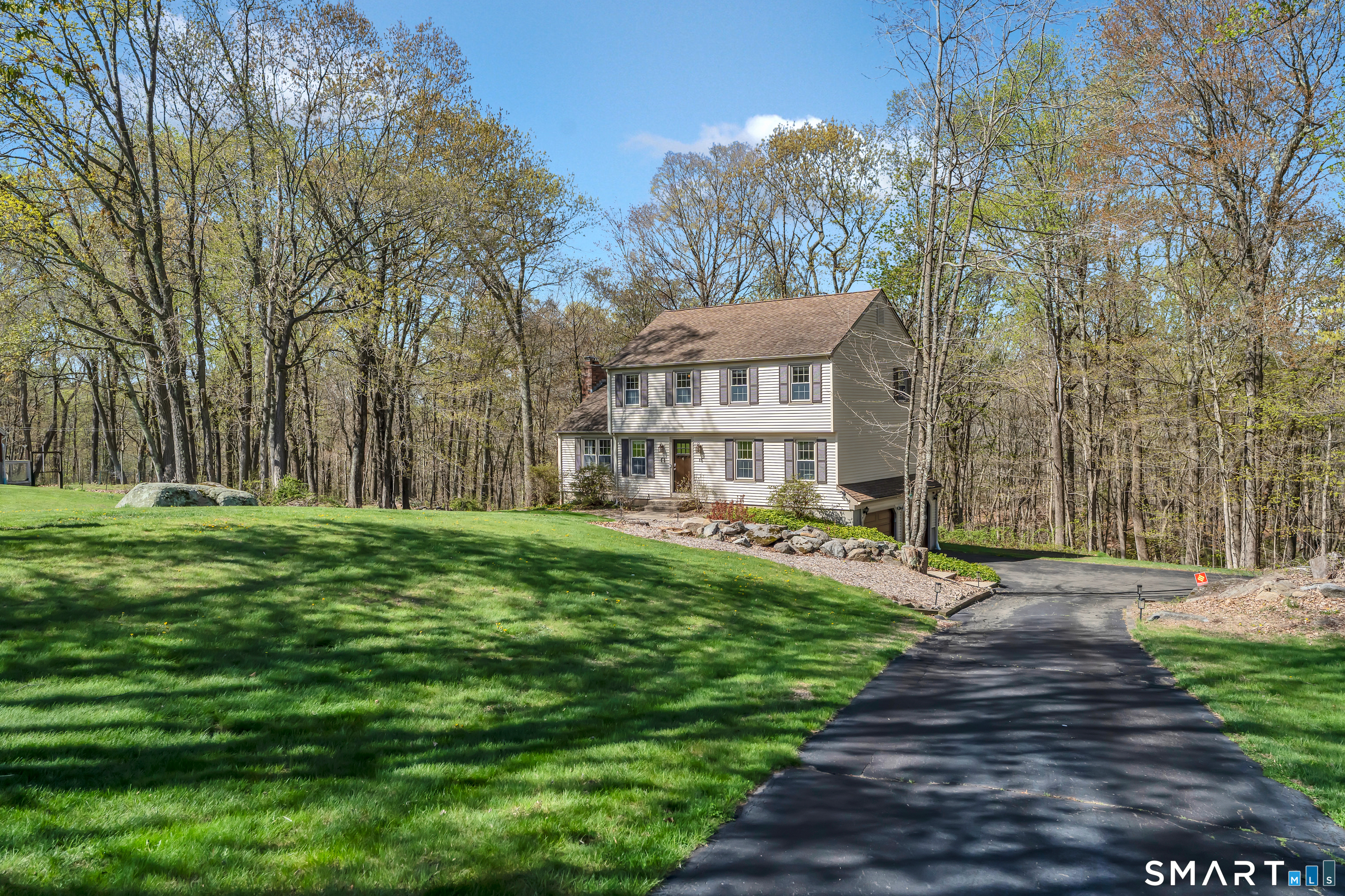 15 Cornfield Lane Madison CT 06443