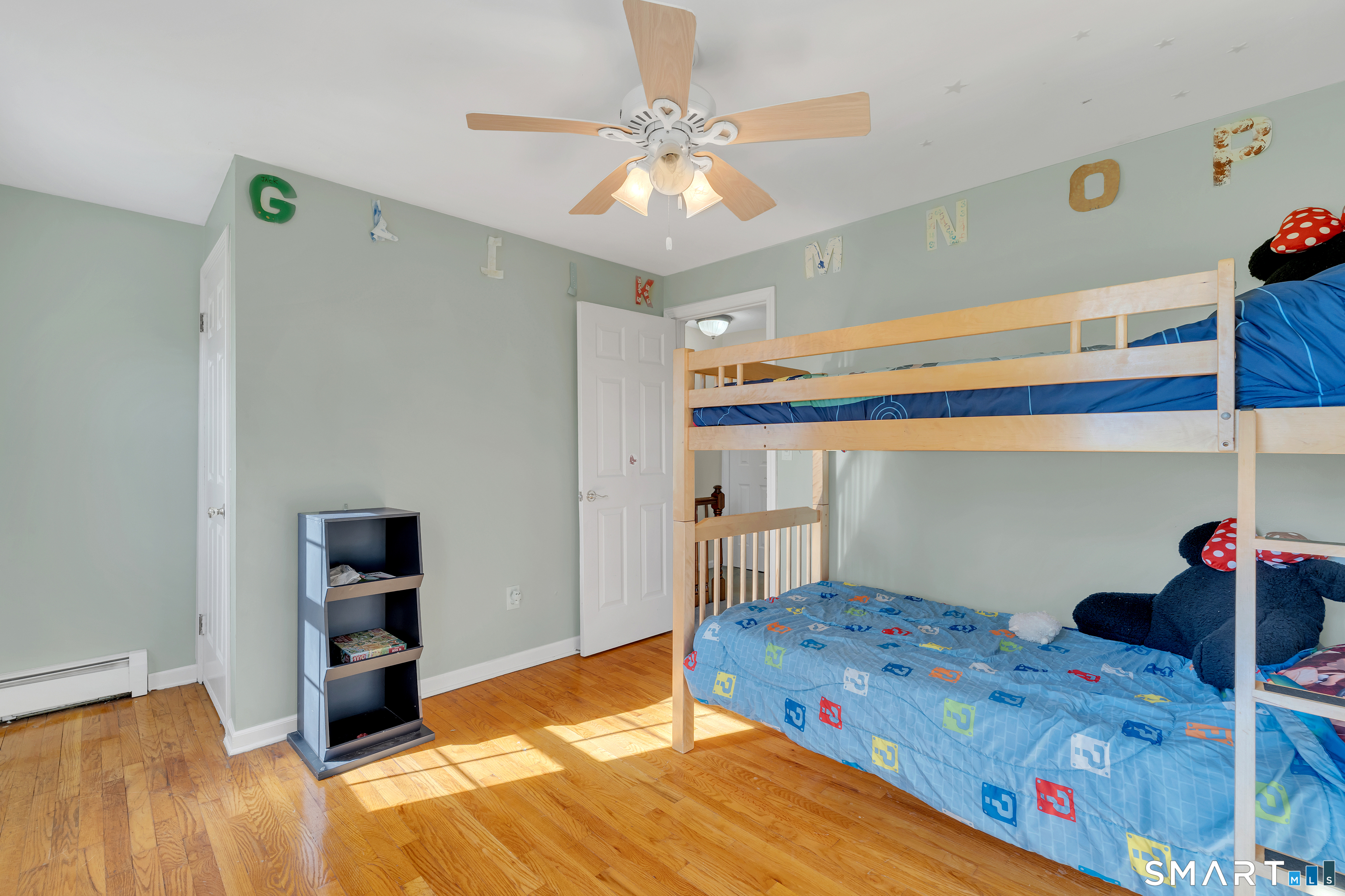 15 Cornfield Lane Madison CT 06443