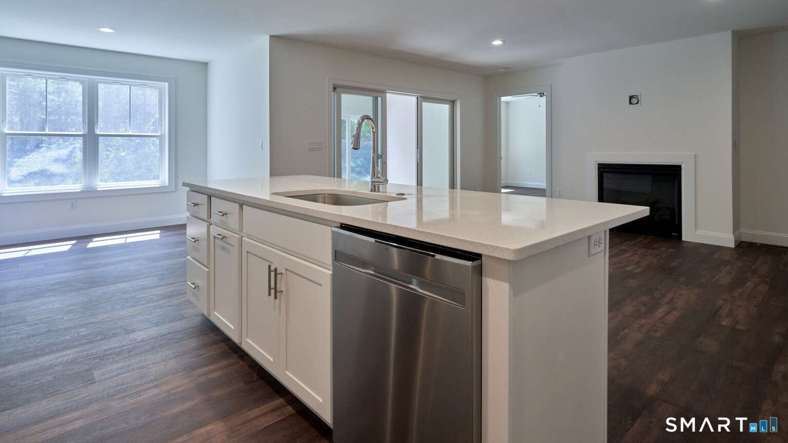 16 Jordan Lane Colchester CT 06415