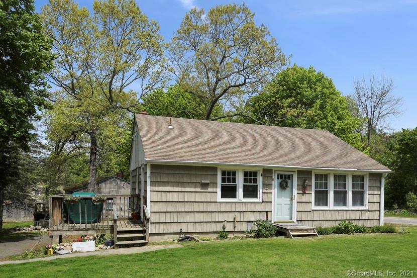 2 Hill Street Ledyard CT 06339