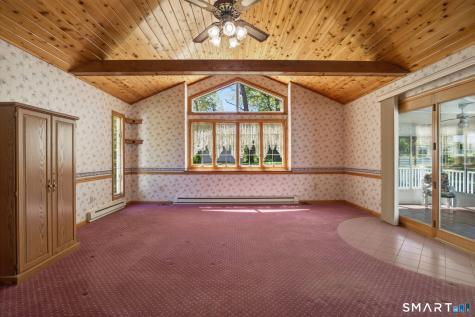 12 Oak Hill Drive East Haven CT 06513