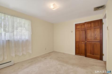 12 Oak Hill Drive East Haven CT 06513