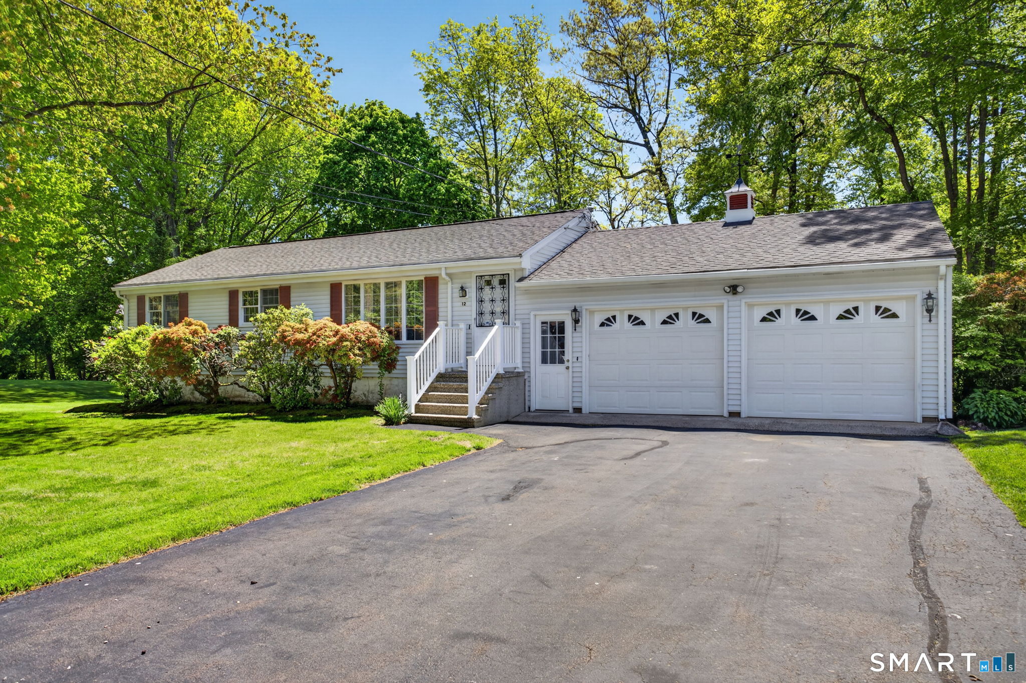 12 Oak Hill Drive East Haven CT 06513