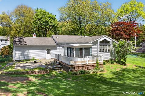 12 Oak Hill Drive East Haven CT 06513