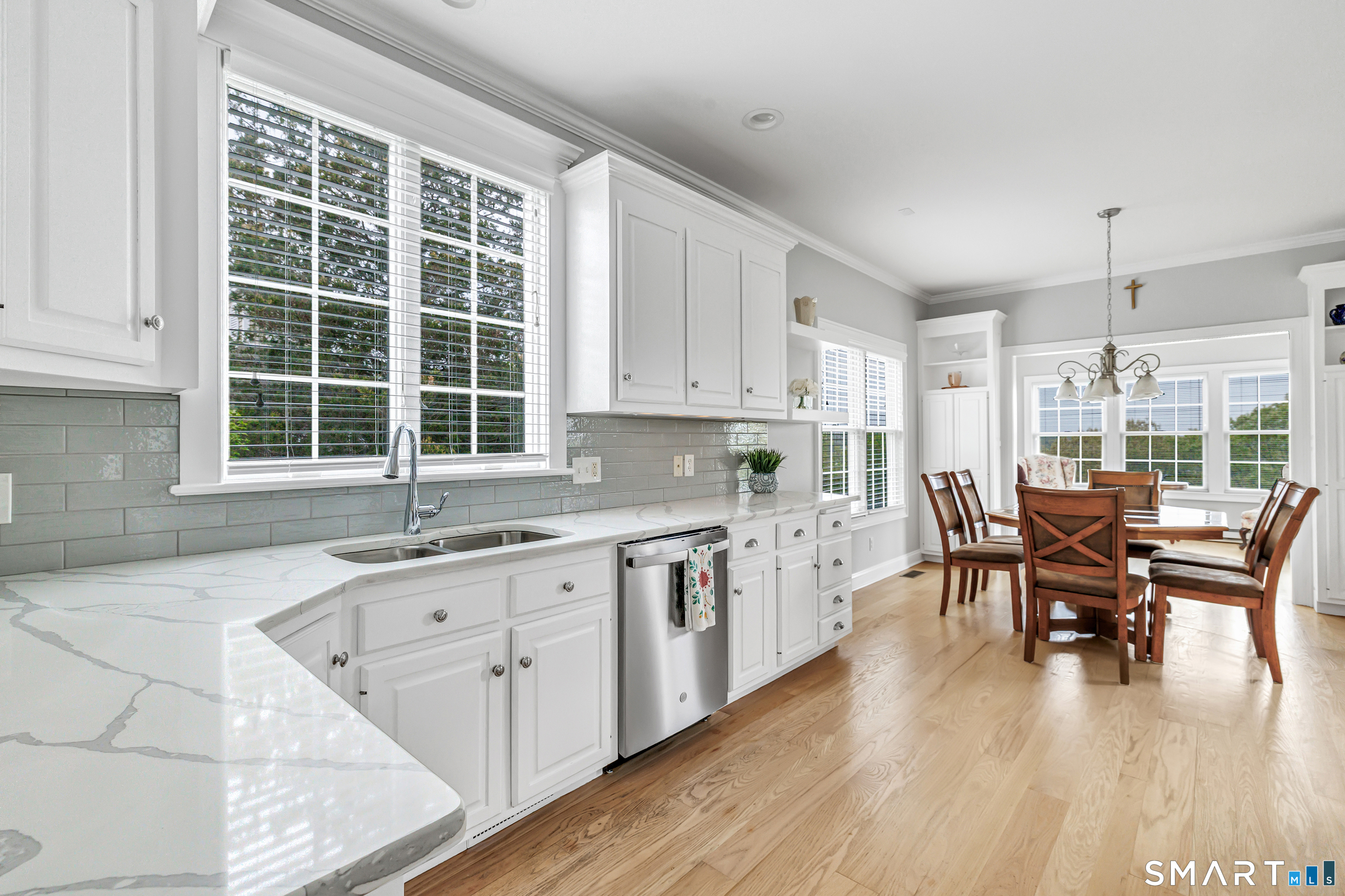 17 Waterford Lane Shelton CT 06484
