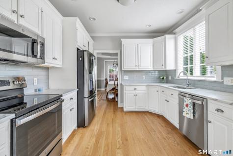 17 Waterford Lane Shelton CT 06484