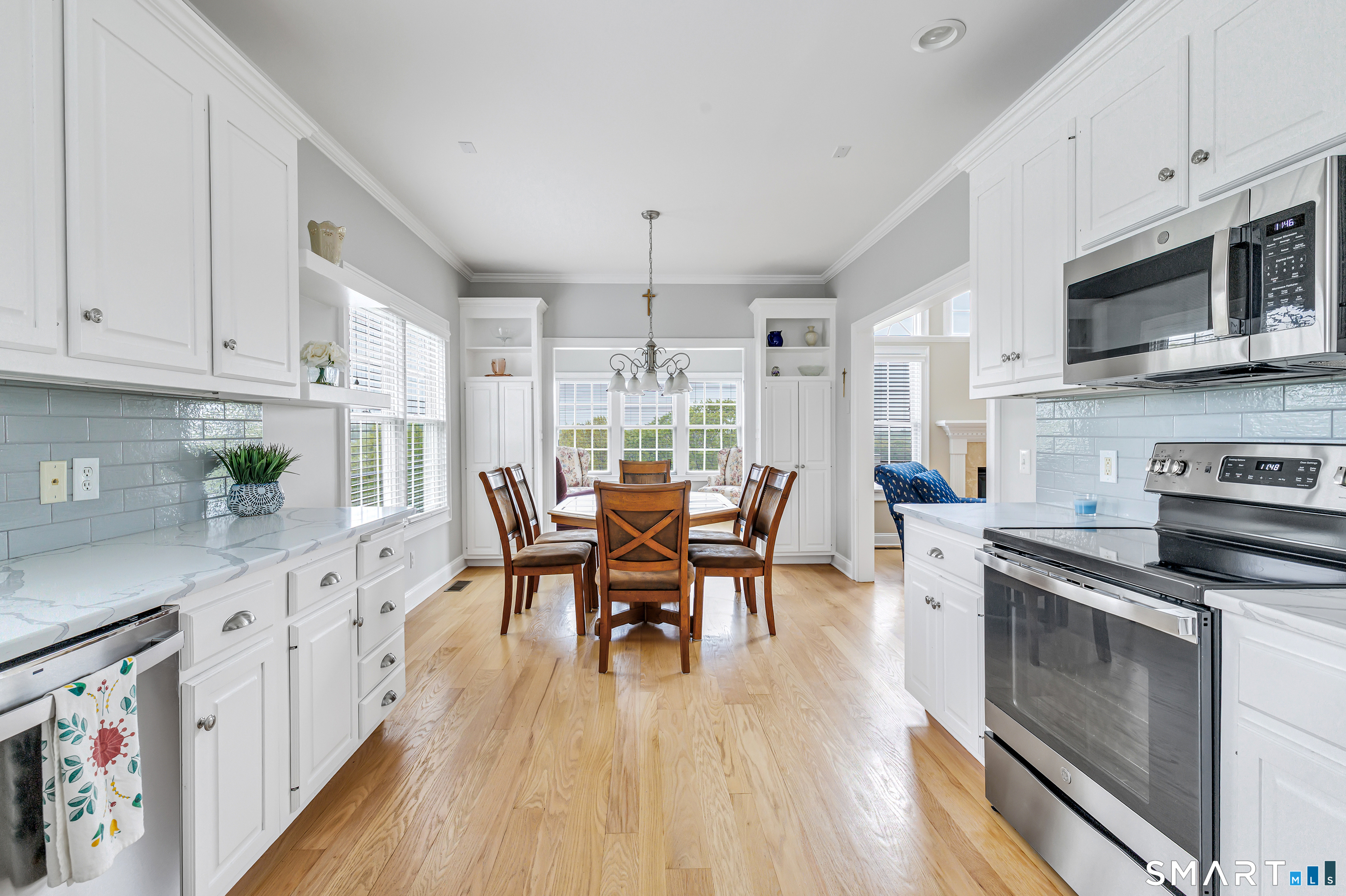17 Waterford Lane Shelton CT 06484