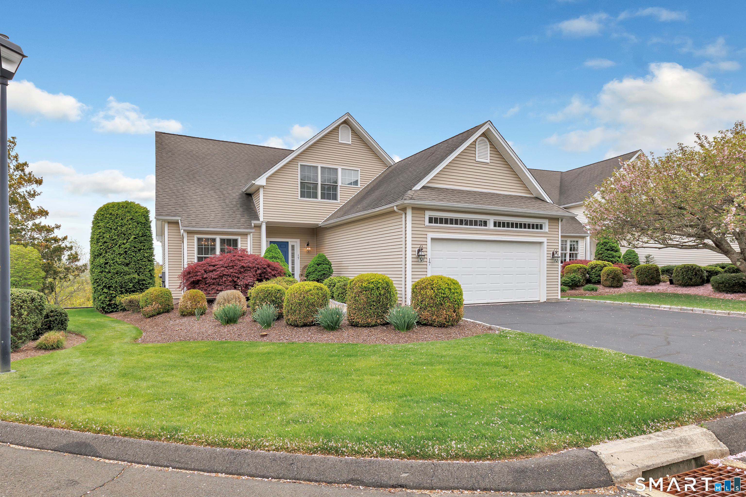 17 Waterford Lane Shelton CT 06484