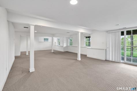 17 Waterford Lane Shelton CT 06484