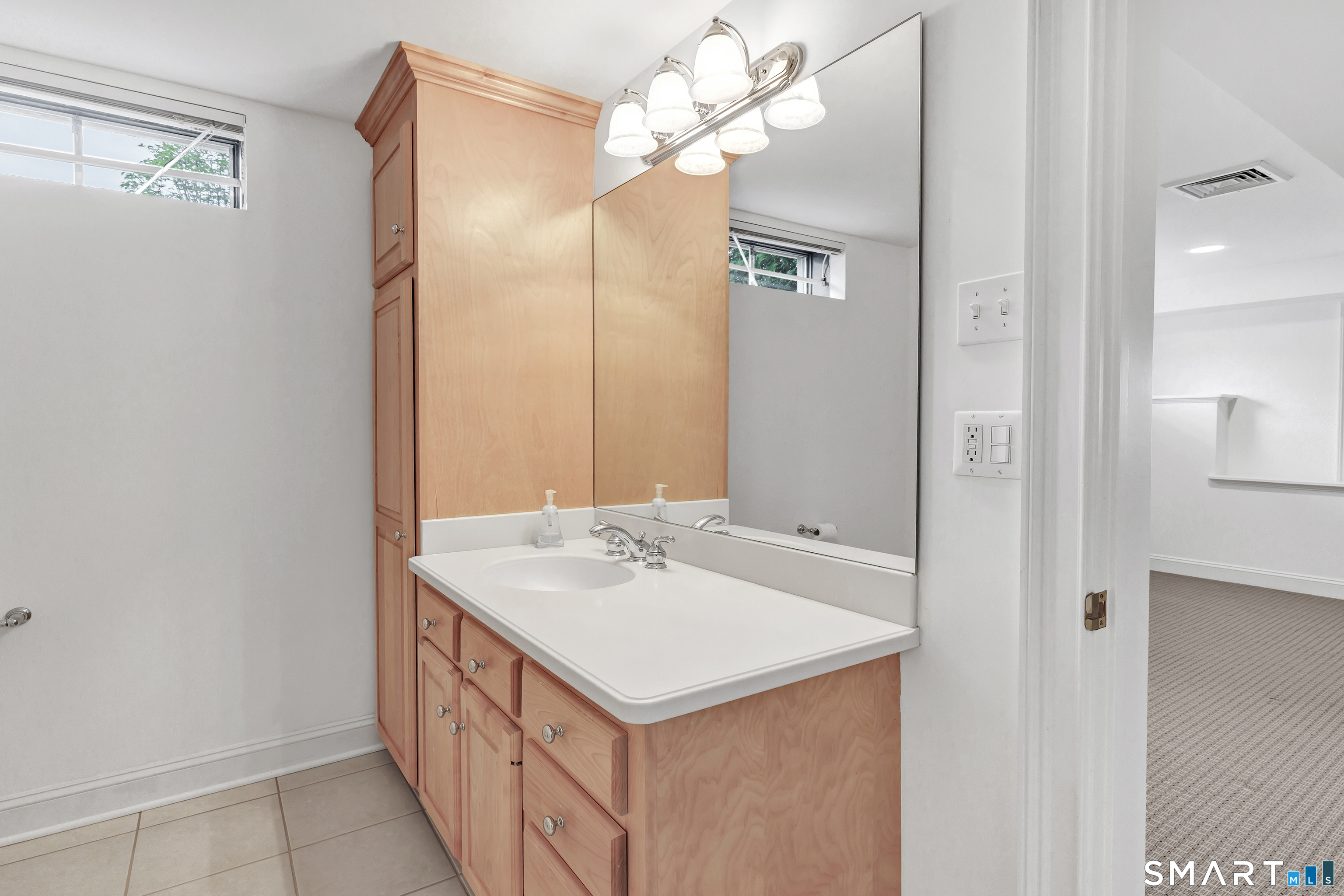 17 Waterford Lane Shelton CT 06484