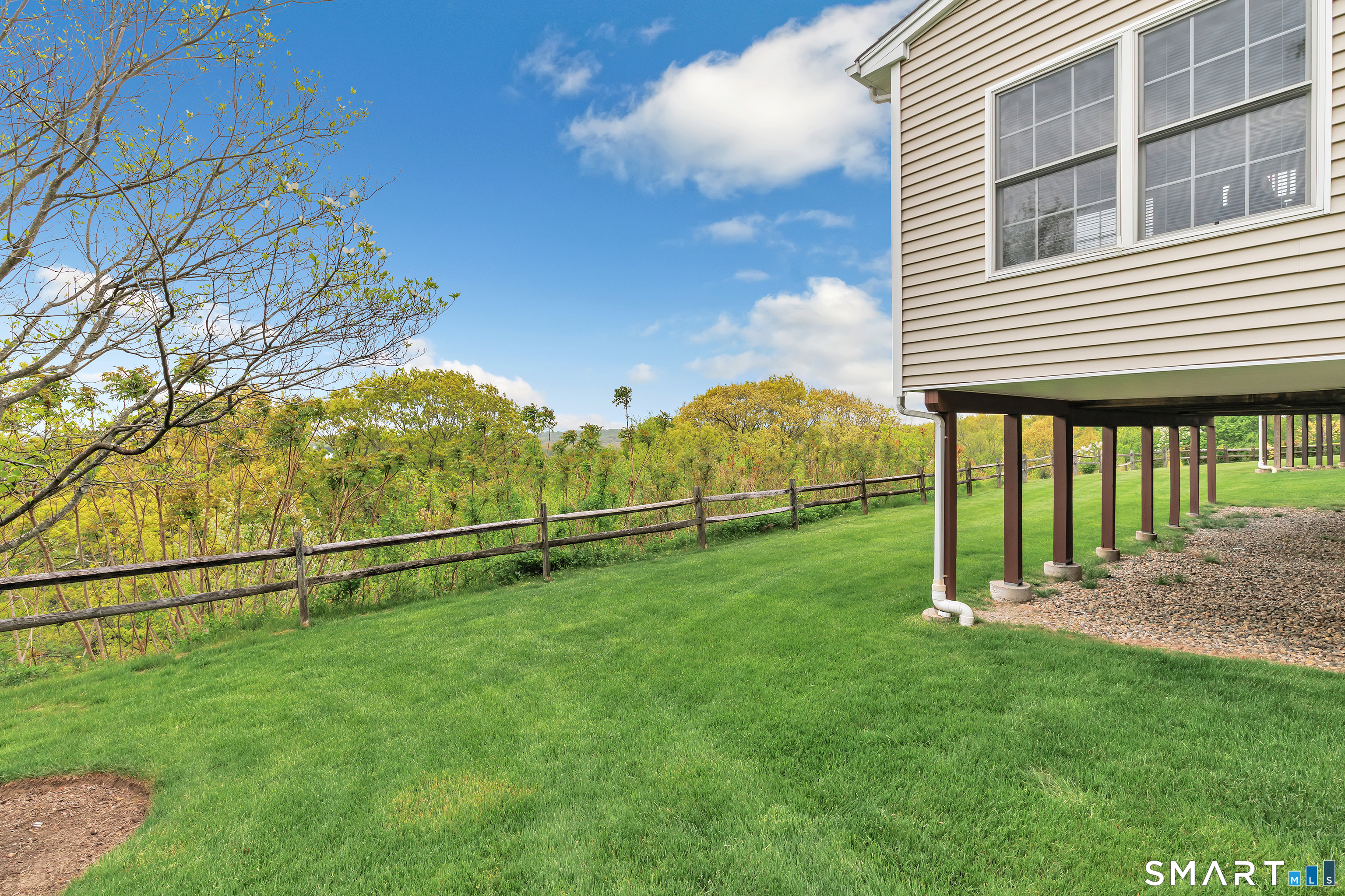 17 Waterford Lane Shelton CT 06484