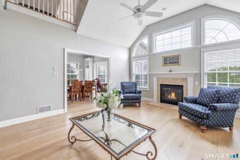 17 Waterford Lane Shelton CT 06484