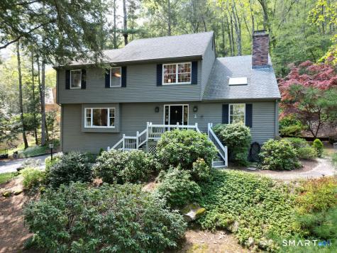 2 Higate Lane Simsbury CT 06070
