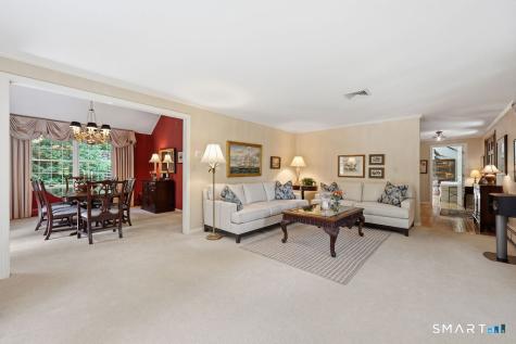 2 Higate Lane Simsbury CT 06070