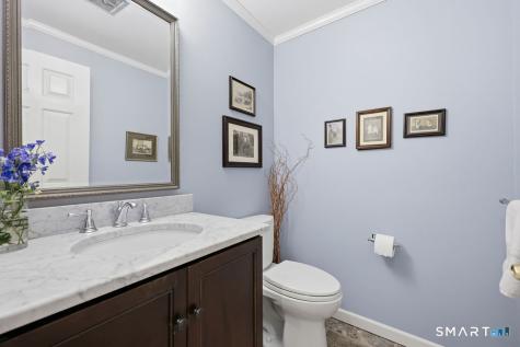 2 Higate Lane Simsbury CT 06070