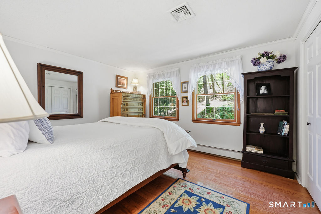 2 Higate Lane Simsbury CT 06070