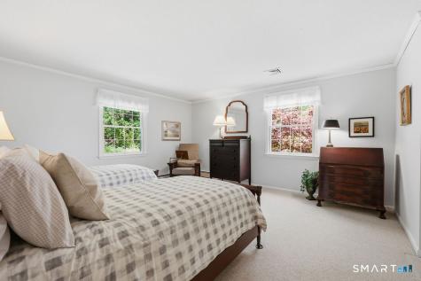2 Higate Lane Simsbury CT 06070