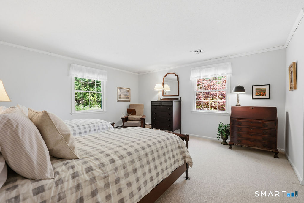 2 Higate Lane Simsbury CT 06070