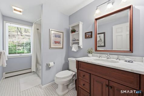 2 Higate Lane Simsbury CT 06070