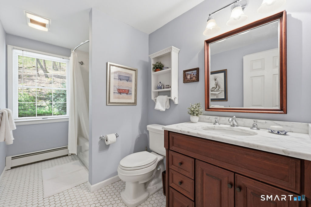 2 Higate Lane Simsbury CT 06070