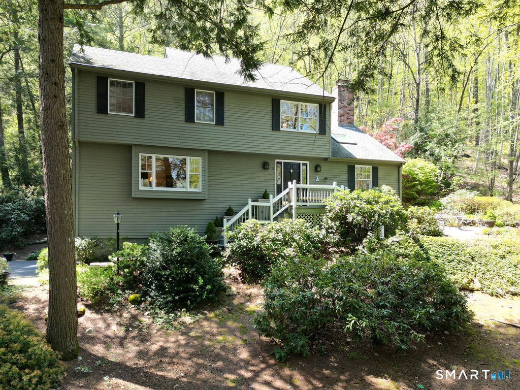 2 Higate Lane Simsbury CT 06070
