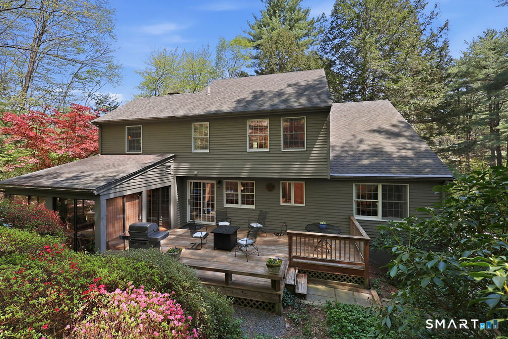 2 Higate Lane Simsbury CT 06070