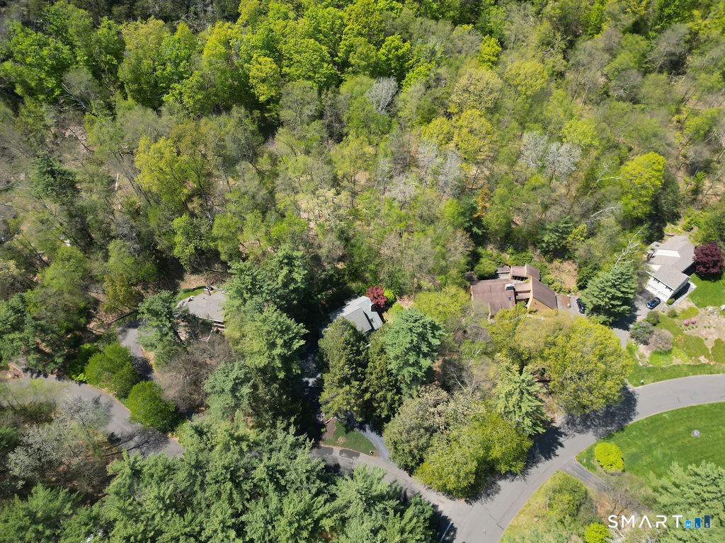2 Higate Lane Simsbury CT 06070