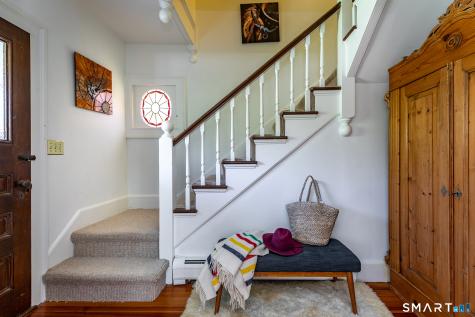 24 Ethan Allen Street Salisbury CT 06039