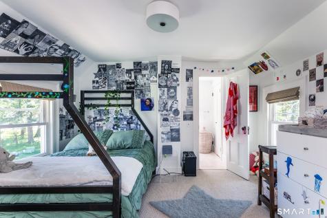 24 Ethan Allen Street Salisbury CT 06039