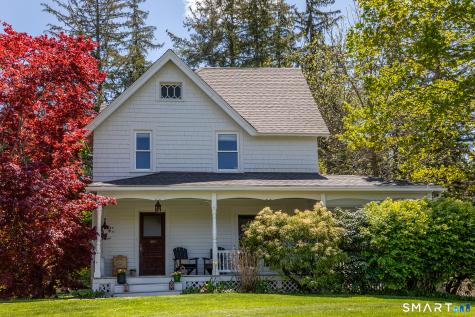 24 Ethan Allen Street Salisbury CT 06039