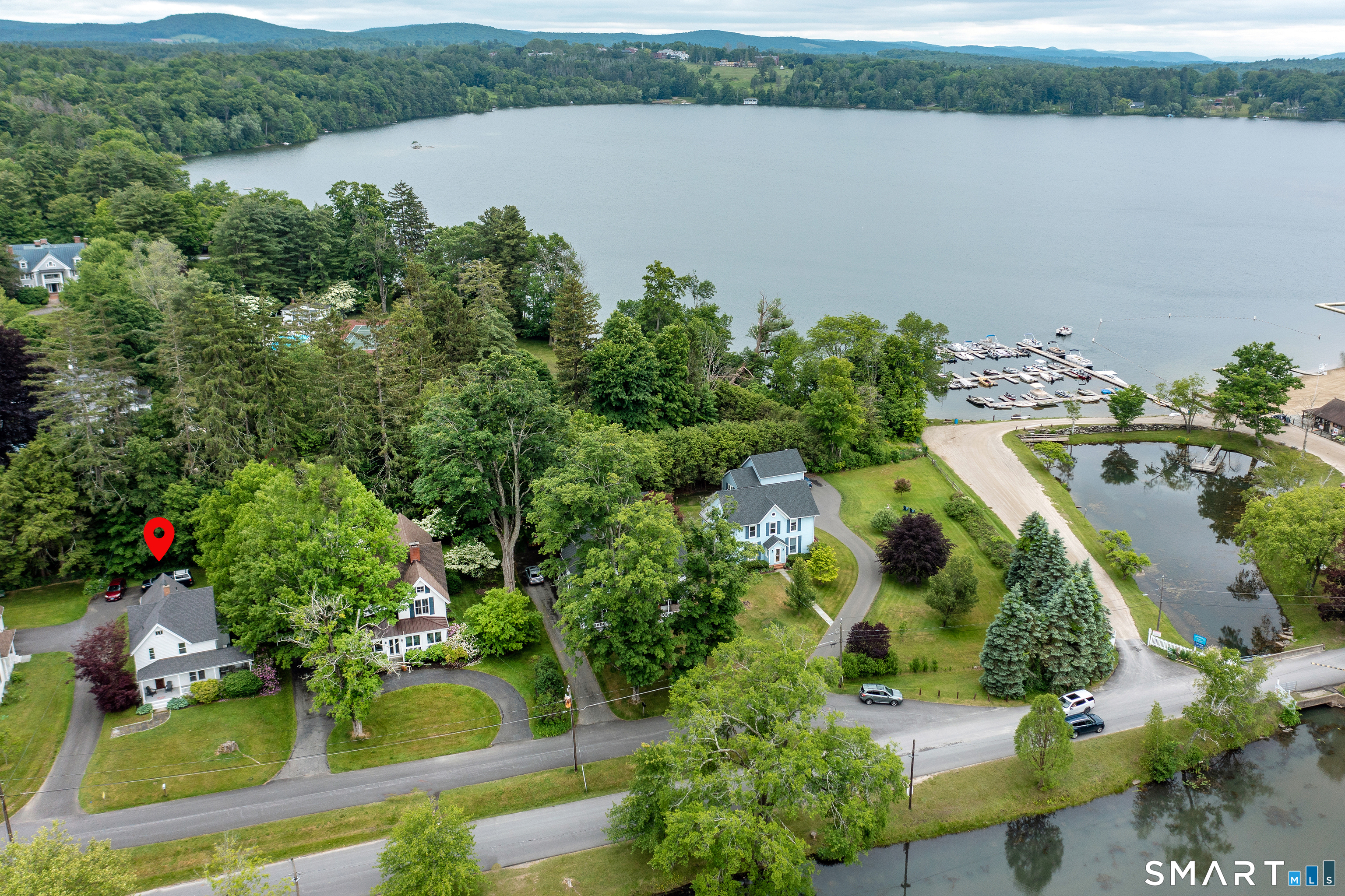24 Ethan Allen Street Salisbury CT 06039