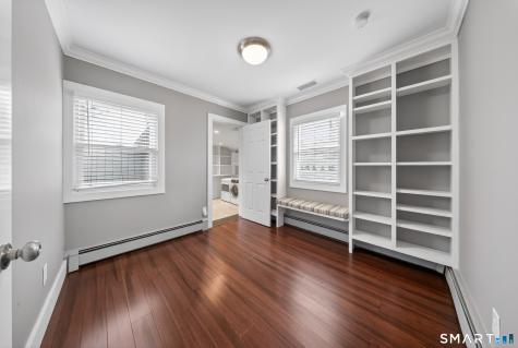 138 Houston Terrace Stamford CT 06902