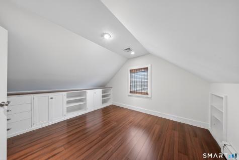 138 Houston Terrace Stamford CT 06902