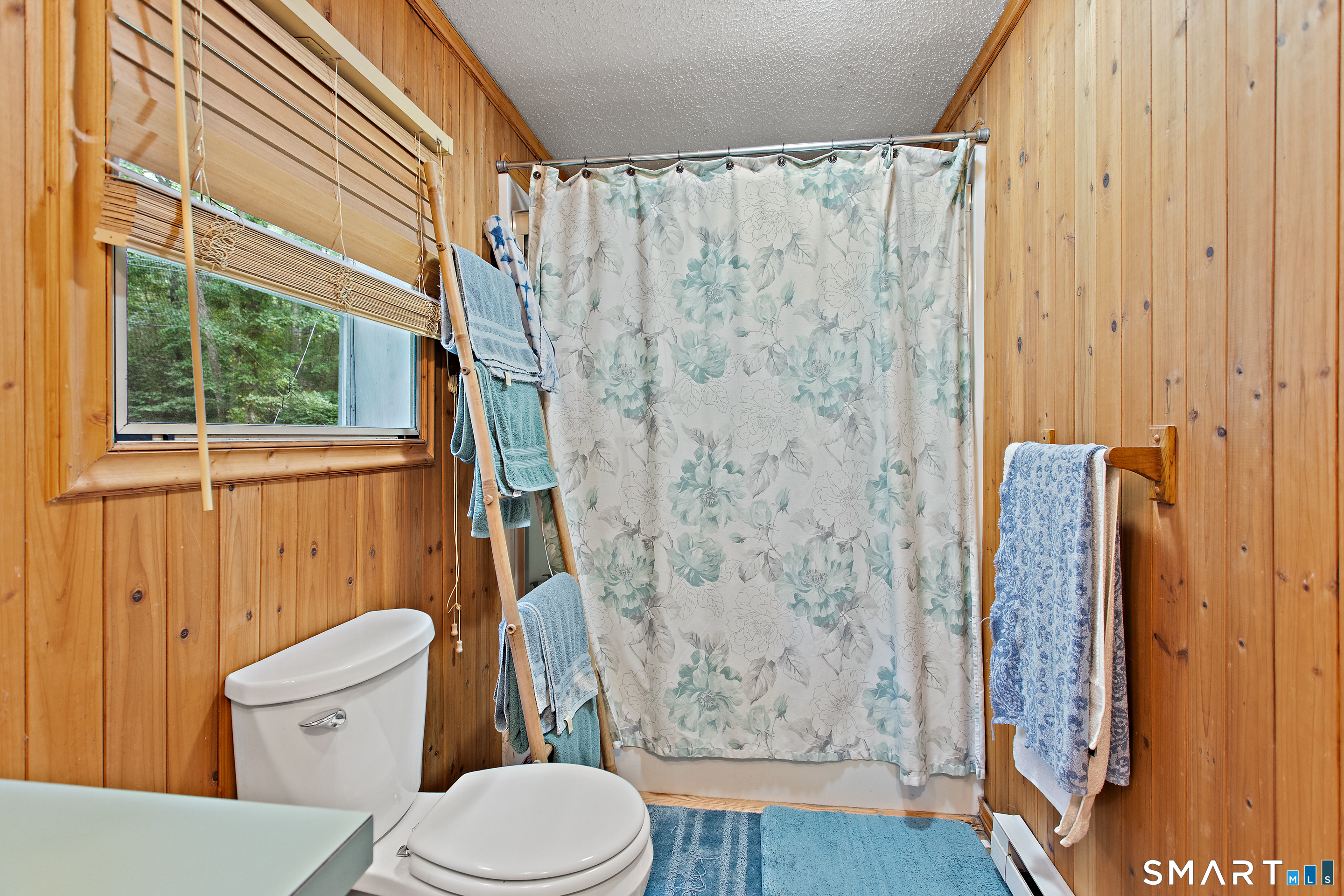 17 Evergreen Park Clinton CT 06413