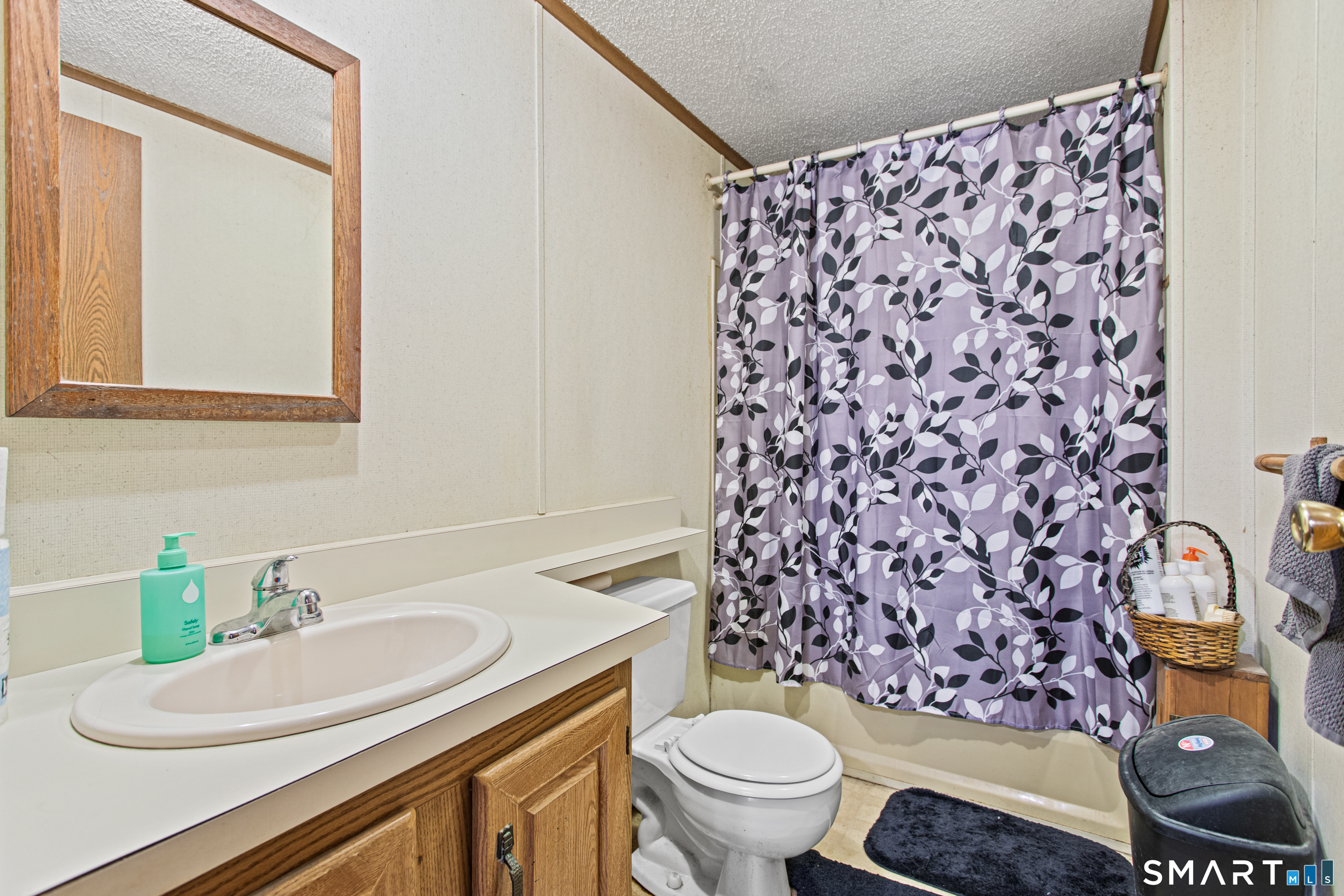 17 Evergreen Park Clinton CT 06413