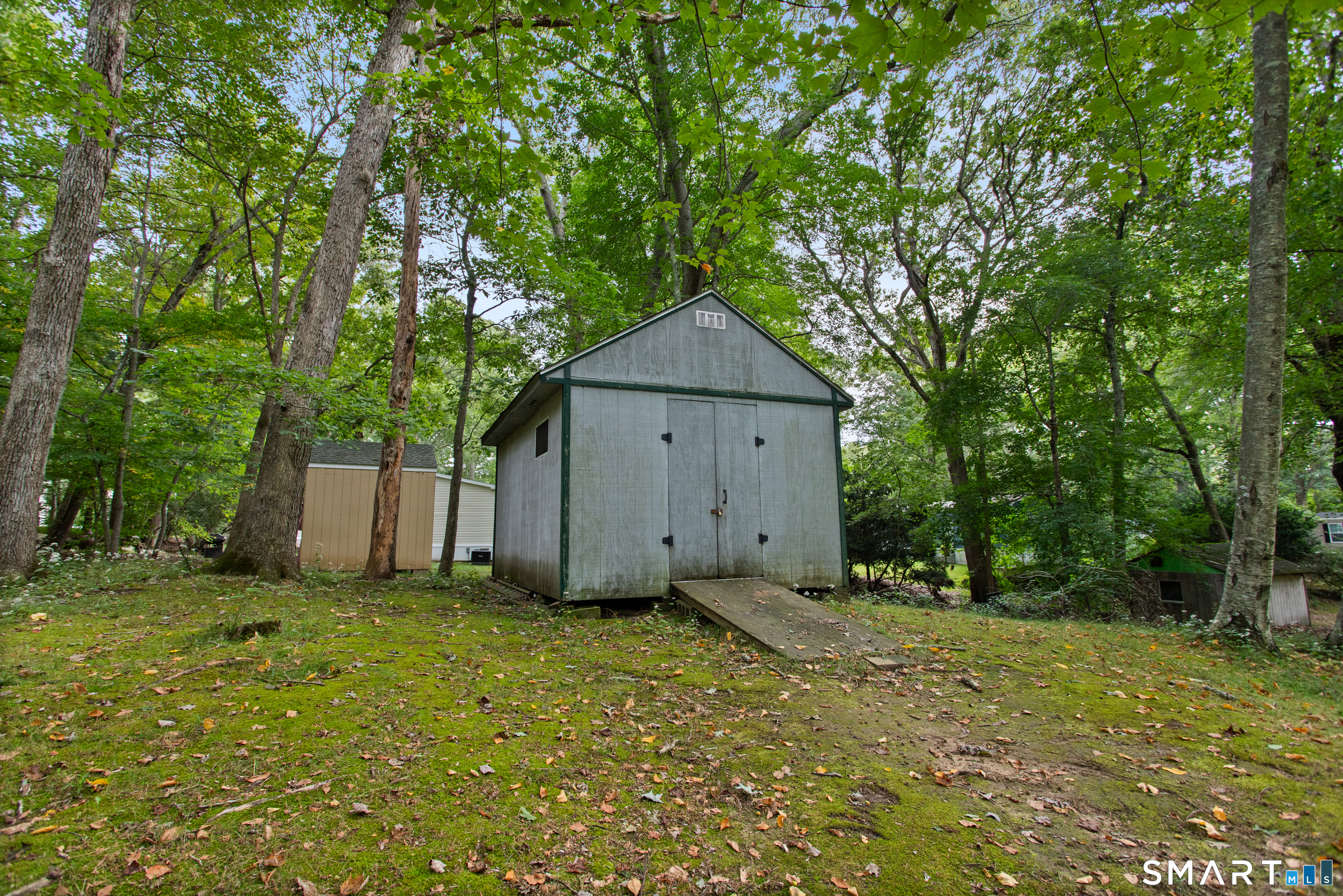 17 Evergreen Park Clinton CT 06413