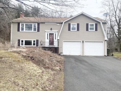 5 Carriage Lane East Granby CT 06026