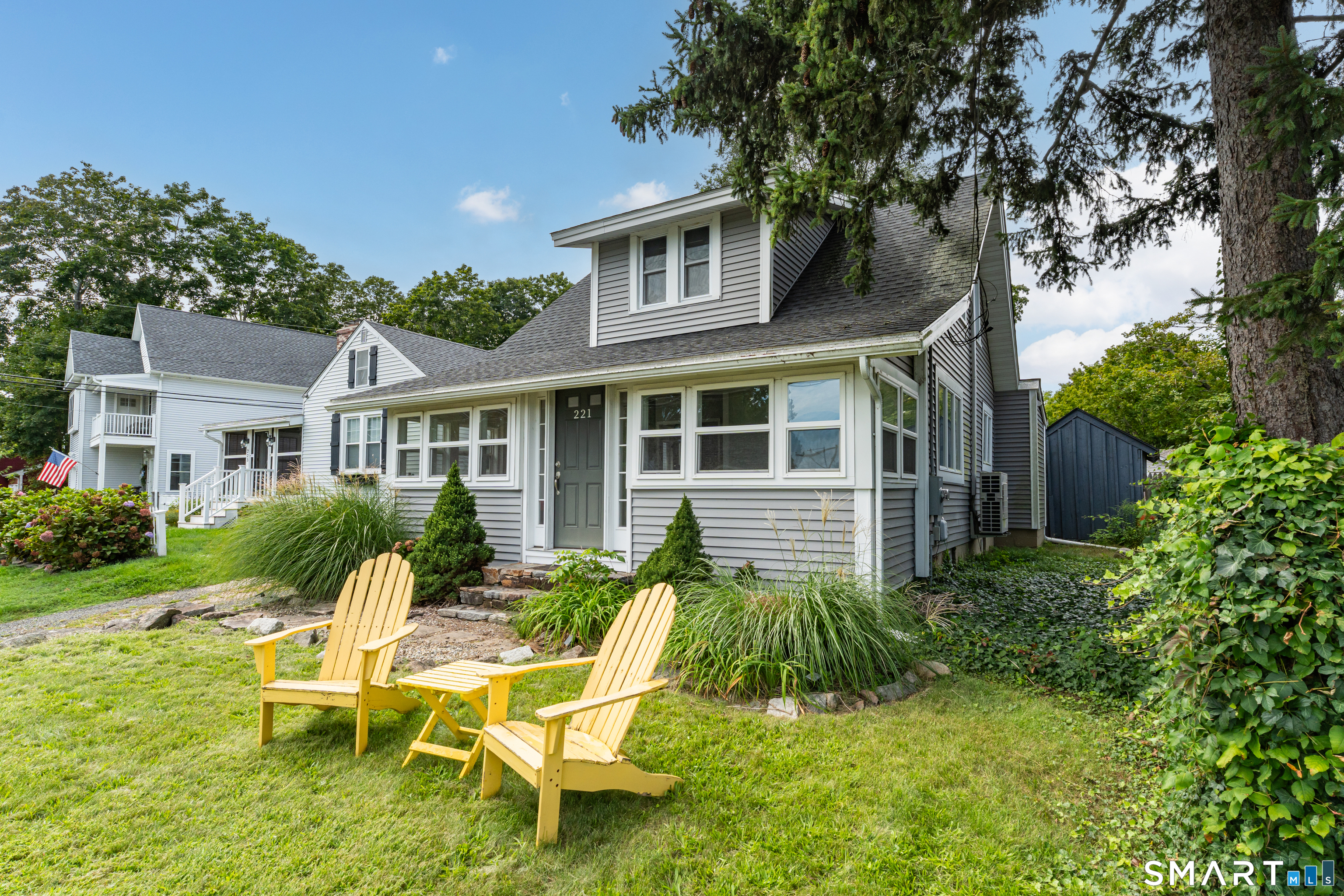 221 Water Street Guilford CT 06437