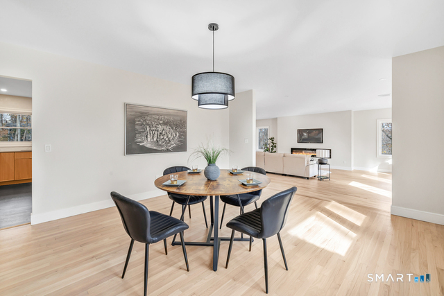 93 Tersana Drive Easton CT 06612