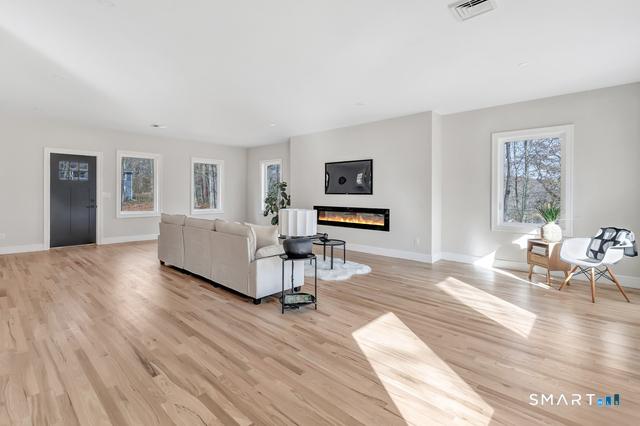 93 Tersana Drive Easton CT 06612