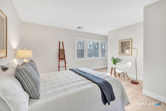 93 Tersana Drive Easton CT 06612